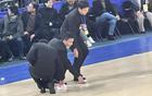 CBA賽場“撒錢”事件，需靠教育而非罰款來維護文明觀賽秩序。
